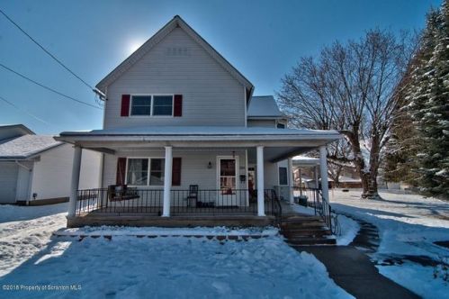 204 Sturges St, Jessup, PA 18434-1412