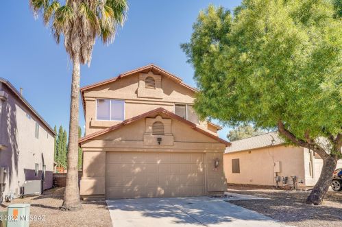 9181 Muleshoe St, Tucson, AZ 85747-5317