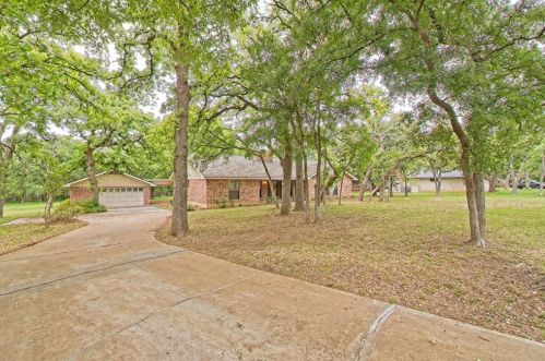 4210 Madrid Dr, Georgetown TX  78628-1306 exterior
