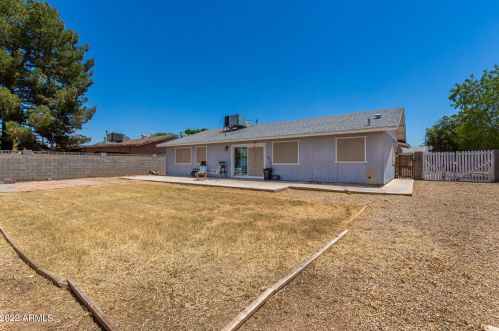 3068 89 Dr, Phoenix AZ 85037-1171 exterior