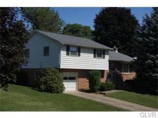 2045 Johnston Dr, Bethlehem, PA 18017-2740