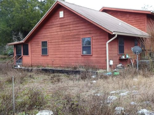1810 Reynolds Rd, De Leon Springs, FL 32130-3260