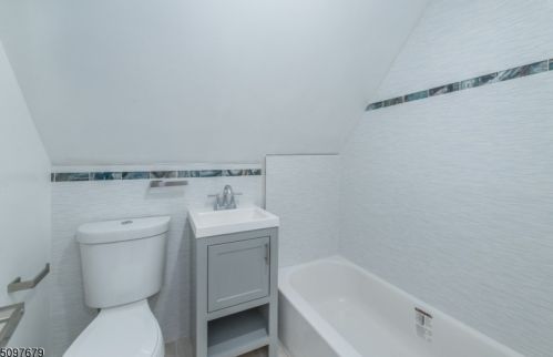 535 Clinton St, East Orange NJ  07018-1031 exterior