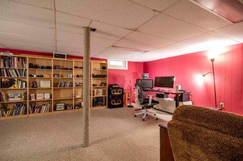 16 Merrill St, Nashua NH  03060-4731 exterior