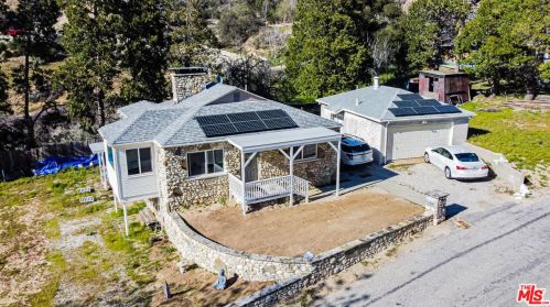 40321 Calle Rosalito, Santa Clarita, CA 91390-1089