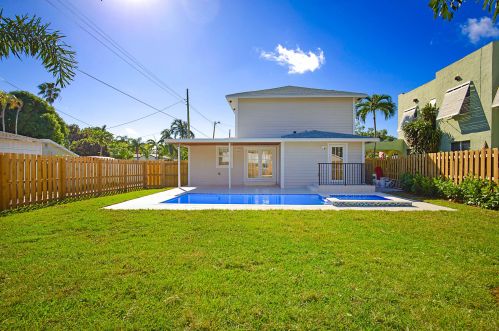 411 33rd St, West Palm Beach FL  33404-3037 exterior