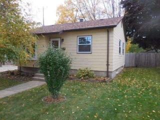 3855 17th St, Milwaukee, WI 53206-2424