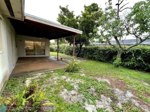 8631 17 Ct, Hollywood FL 33028 exterior