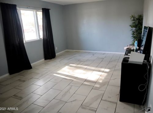 5008 Sierra Vista Dr, Glendale, AZ 85301-4017