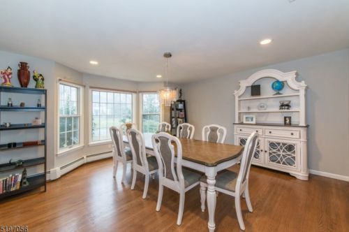 9 Memory Ln, Dover NJ  07869-4205 exterior