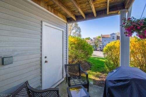 133 Harvest Ln, Lincoln Park NJ  07035-2045 exterior