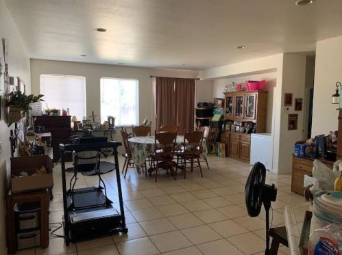 2275 Waldby Ave, Fresno CA  93727-5277 exterior