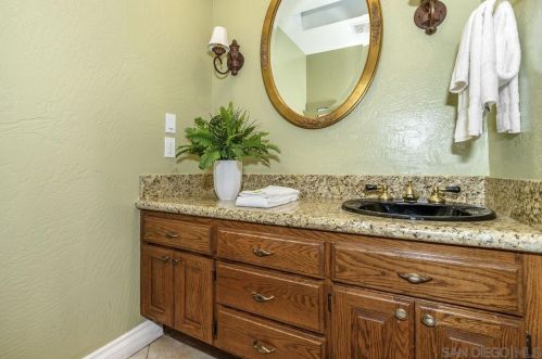 3430 Columbia St, San Diego CA 92103-4727 exterior