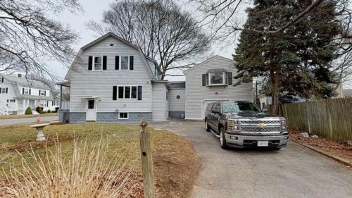 66 Ellsworth Rd, Peabody, MA 01960-4240