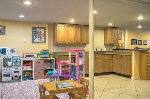 53 American Ave, Keene NH  03431-4803 exterior