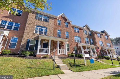1712 Featherstone Rd, Woodbridge, VA 22191-3425