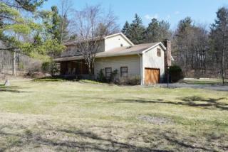 56 Geiser Rd, North Greenbush, NY 12198-2503