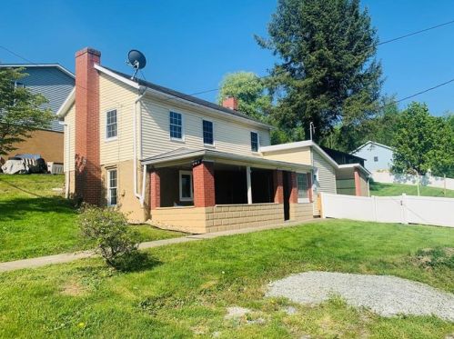 209 Wood St, West Newton, PA 15089-1277