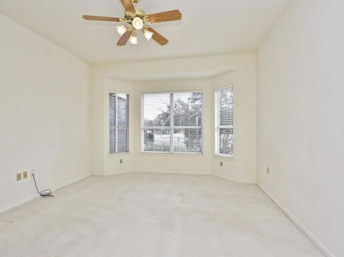 128 Enchanted Dr, Georgetown TX 78633-4534 exterior