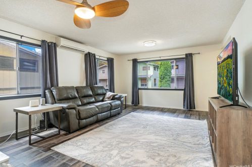 2437 Akepa St, Pearl City HI  96782-1069 exterior