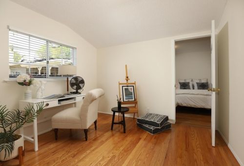 3608 El Caminito, Glendale CA 91214-1713 exterior