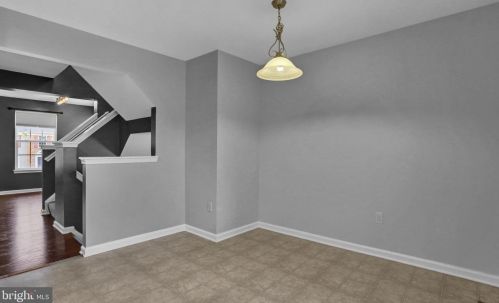 726 Blossom Dr, Hanover PA  17331-2078 exterior