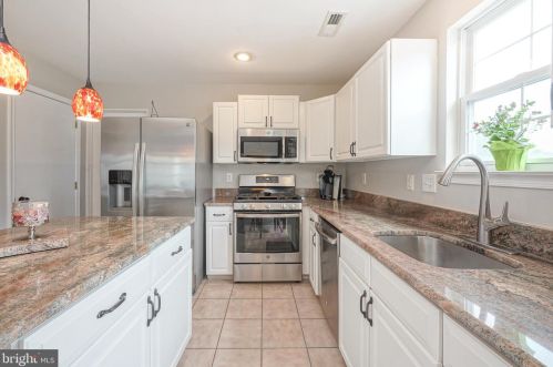 9 Flemish Way, Lumberton Township NJ  08048-4527 exterior