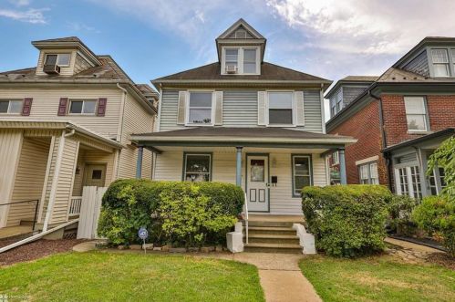 1814 Washington Blvd, Easton PA  18042-4633 exterior