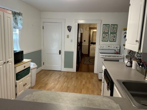 53 Gates St, Keene NH  03431-4137 exterior