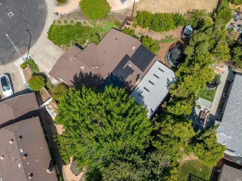 218 Sandalwood Ct, Vacaville CA  95687-5238 exterior