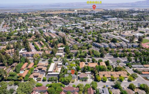 1960 San Ramon Ave, Mountain View CA  94043-2960 exterior