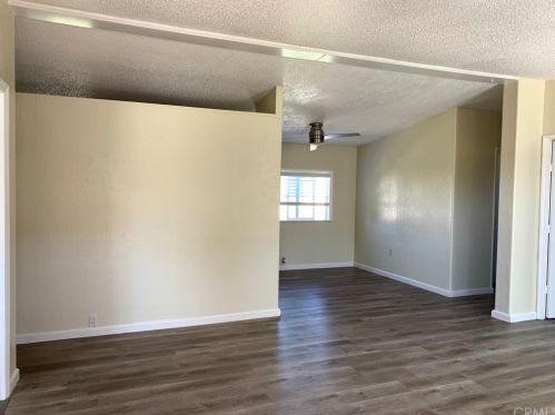 25095 Tehama Vina Rd, Los Molinos, CA 96055-9736