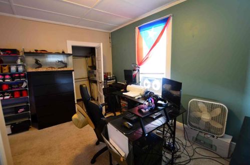 8 6 St, Nashua NH  exterior