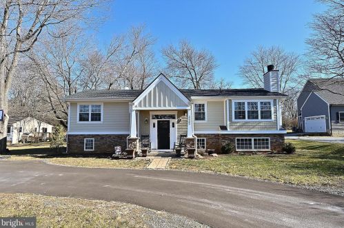 22202 Newlin Mill Rd, Middleburg, VA 20117-3824