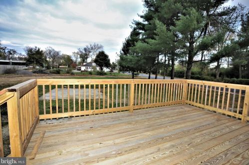 424 Pitman Ave, Trenton NJ  08610-3806 exterior