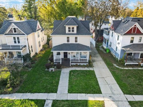 410 Beaver St, Beaver Dam WI  53916-1622 exterior