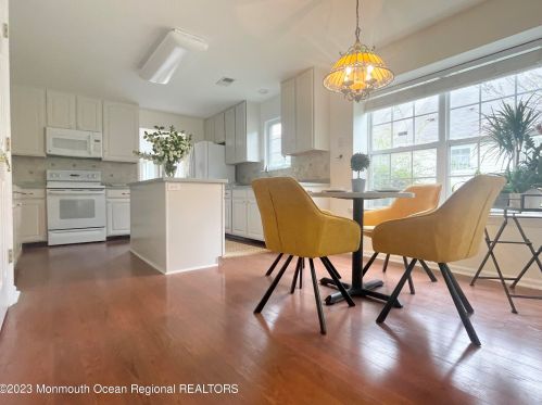 58 Ivy Hill Rd, Lakewood NJ  08701-5772 exterior