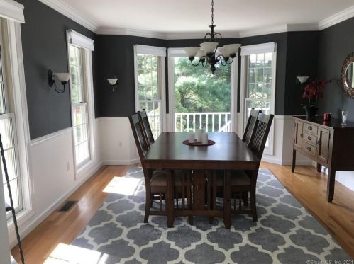 118 Oxbow Ln, Northford CT  06472-1152 exterior