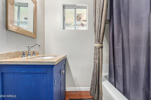 1416 Cactus Wren Dr, Phoenix AZ 85051-8107 exterior