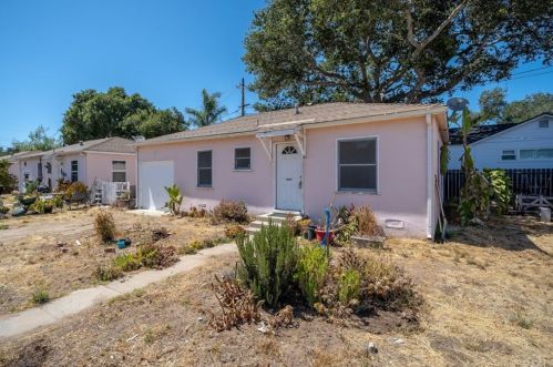 220 Alder St, Pismo Beach, CA 93420-3132