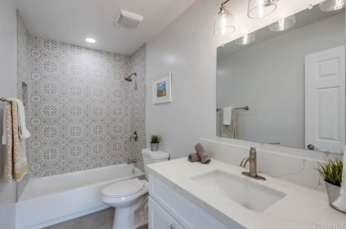 1720 L Ave, National City CA  91950-4819 exterior