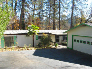 20767 Mammoth Dr, Lakehead, CA 96051-9605