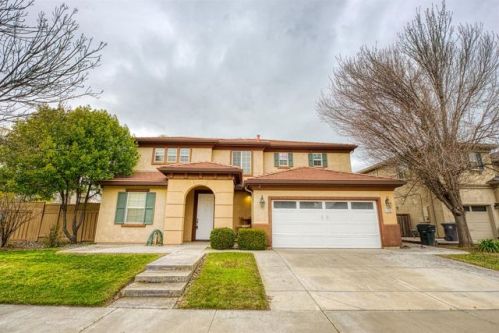 17799 Strawberry Glen St, Lathrop, CA 95330-8815