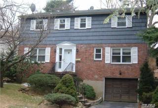 280 Thompson Shore Rd, North Hills NY  11030-2242 exterior