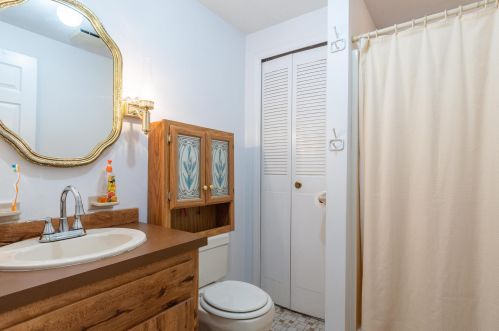 3 Pitford Way, Nashua NH  exterior