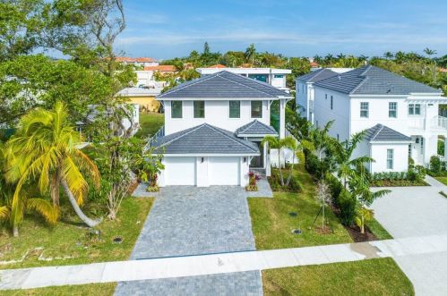 709 Lake Ave, Delray Beach, FL 33483-5938