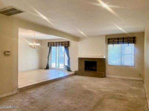 763 Margo Dr, Simi Valley, CA 93065-4338
