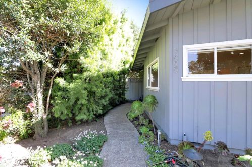 2020 Emory St, San Jose, CA 95128-1417