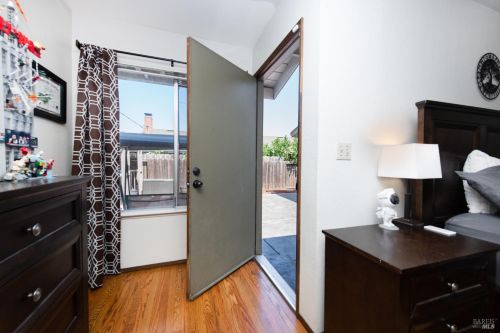 2143 Pennsylvania Ave, Fairfield CA  94533-3105 exterior