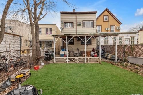 88-24 77th St, Jamaica, NY 11421-1033